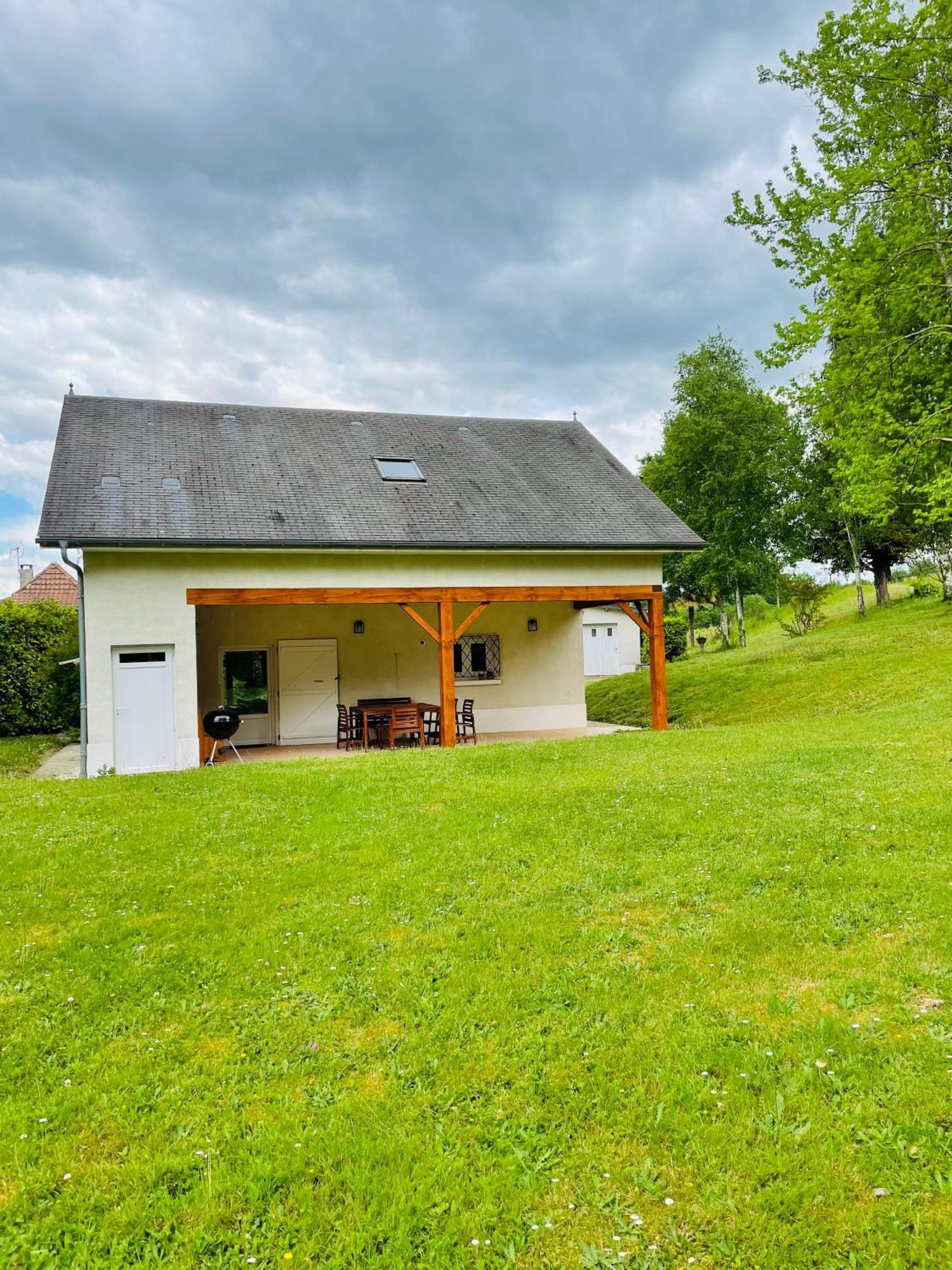 L'Oree Des Roses, Hebergement De Vacances Avec Jardin Et Piscine Gan Exteriör bild