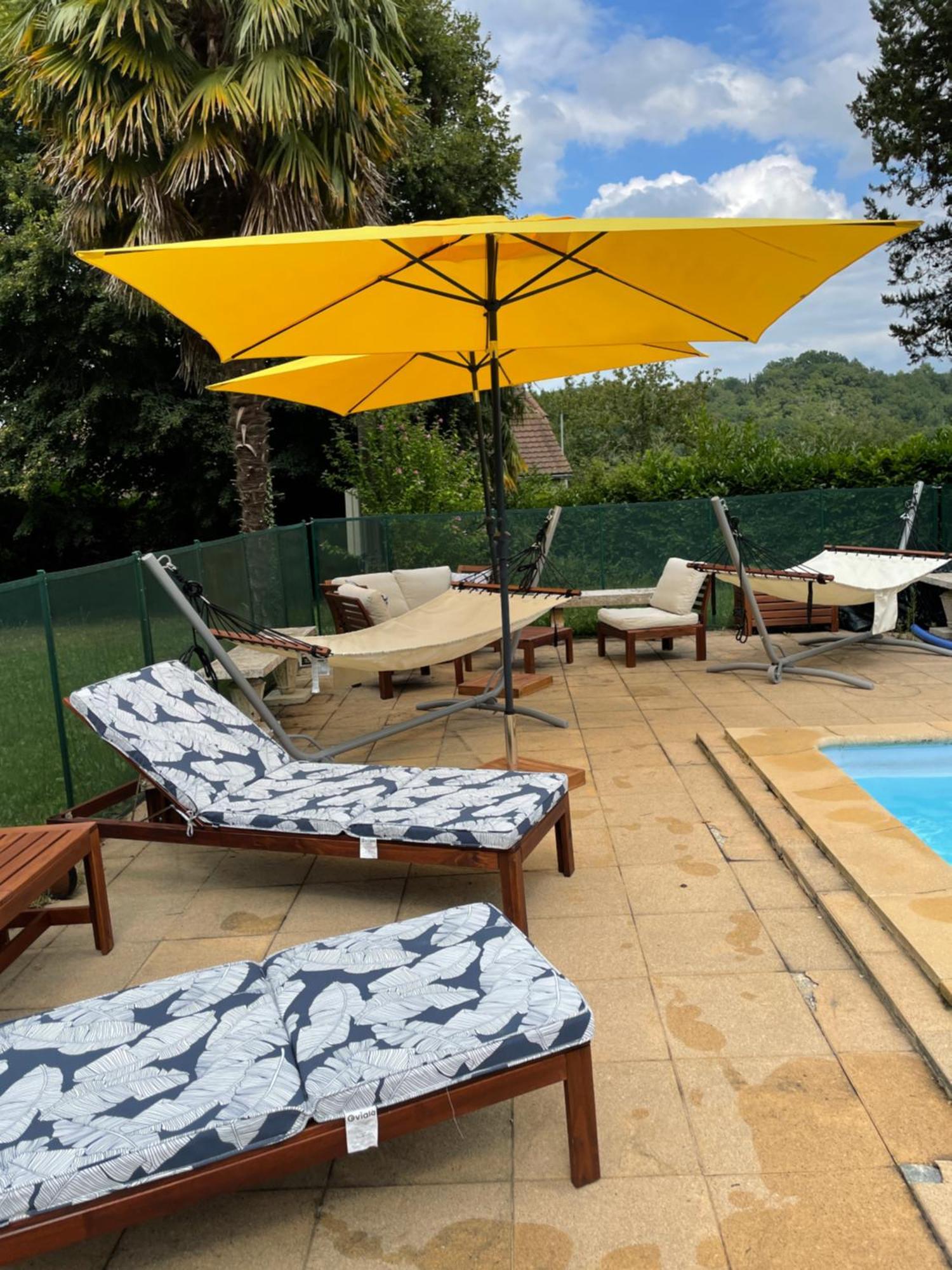 L'Oree Des Roses, Hebergement De Vacances Avec Jardin Et Piscine Gan Exteriör bild